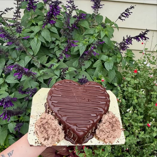 Custom cakes